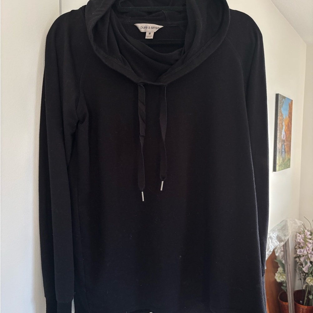 Pure & Simple sweater with hood